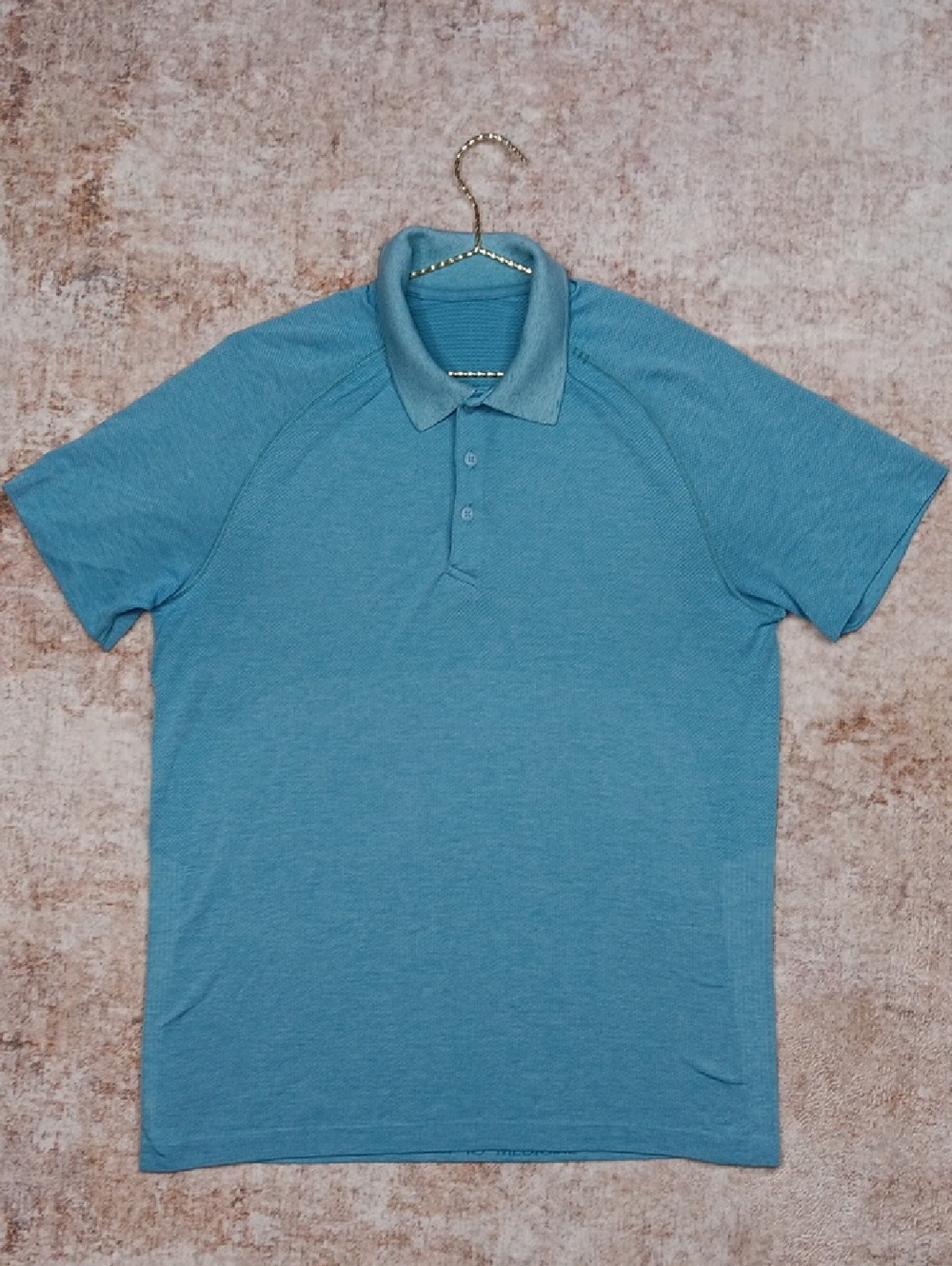Lululemon Evolution Mens Blue Polo Active Short Sleeve Tshirt Size Large